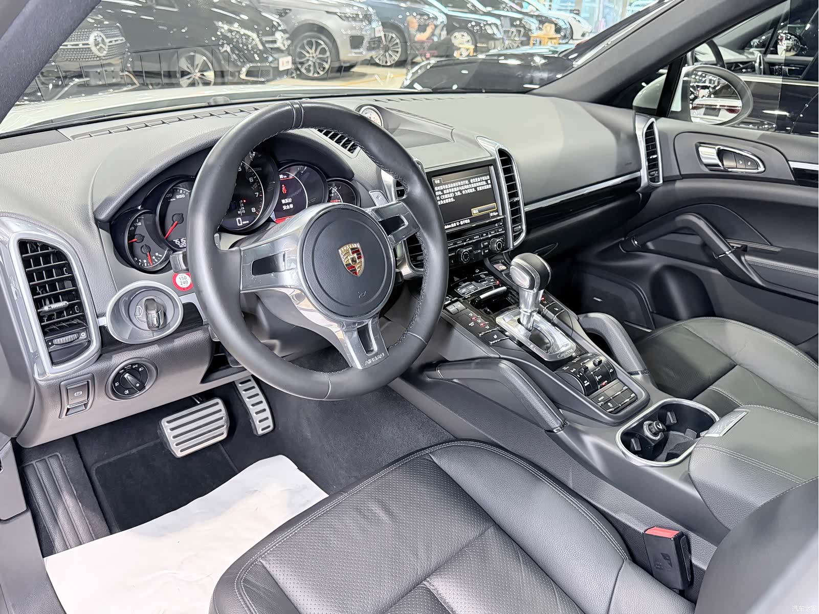 Porsche Cayenne, 2013 4