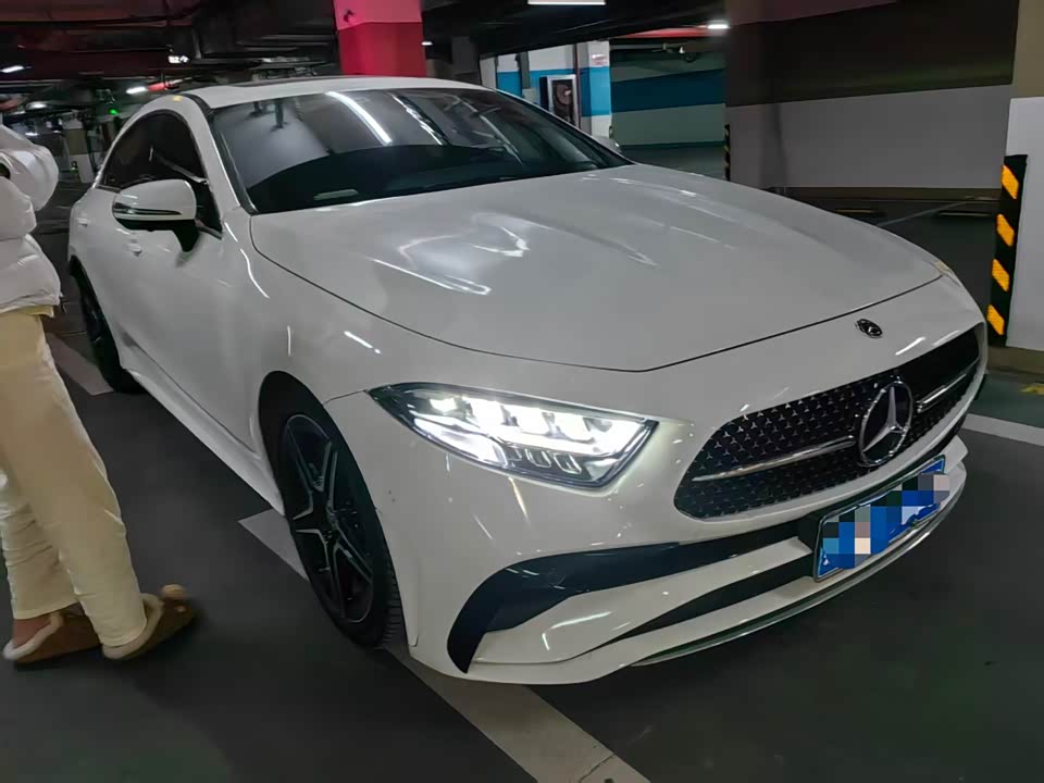 Mercedes-Benz CLS