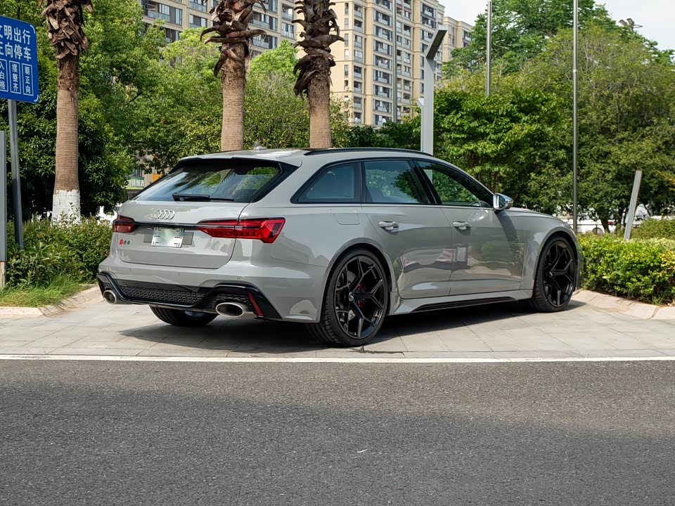 Audi RS 6 Audi RS 6