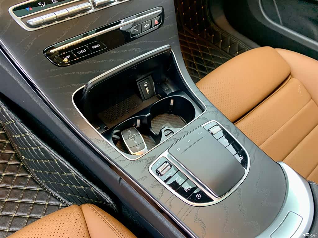 Mercedes-Benz C-Class, 2021 24