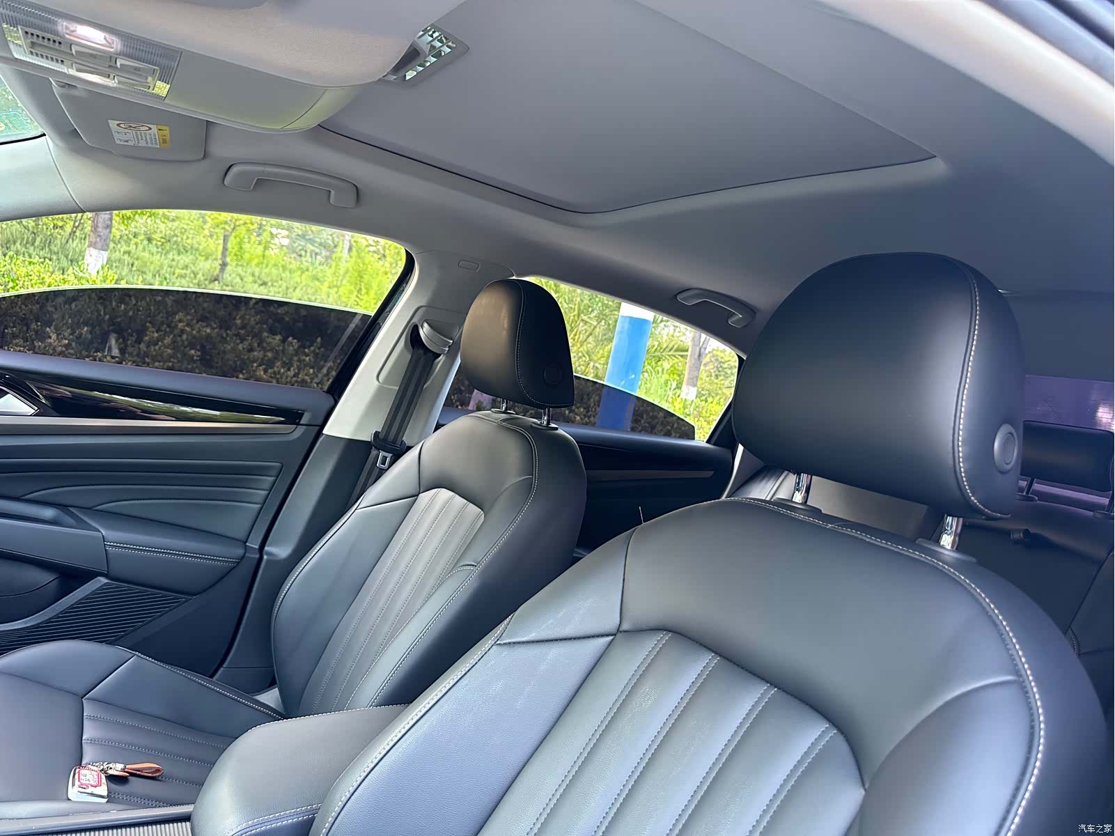 Volkswagen Passat, 2020 11