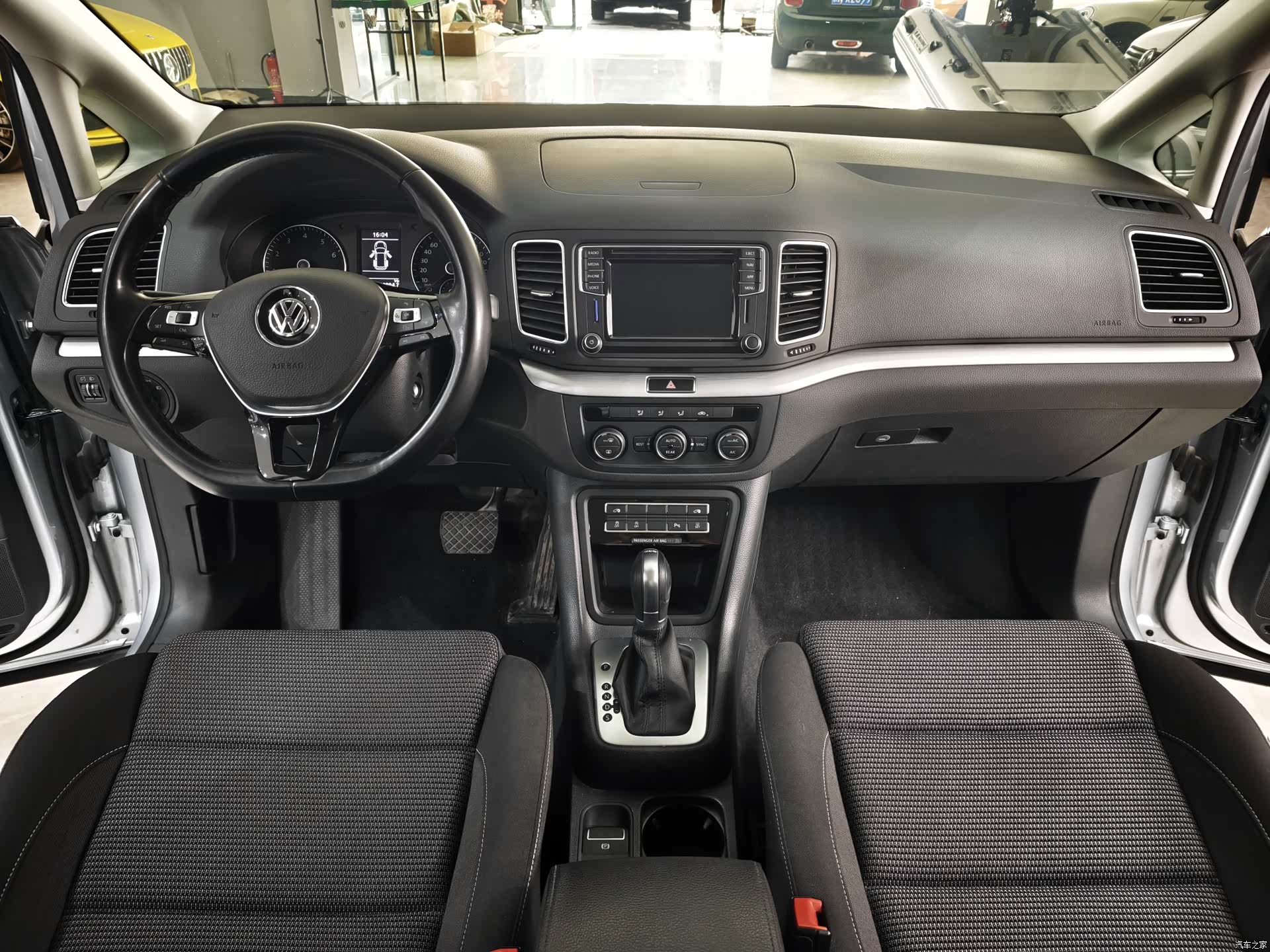 Volkswagen Xia, 2017 13