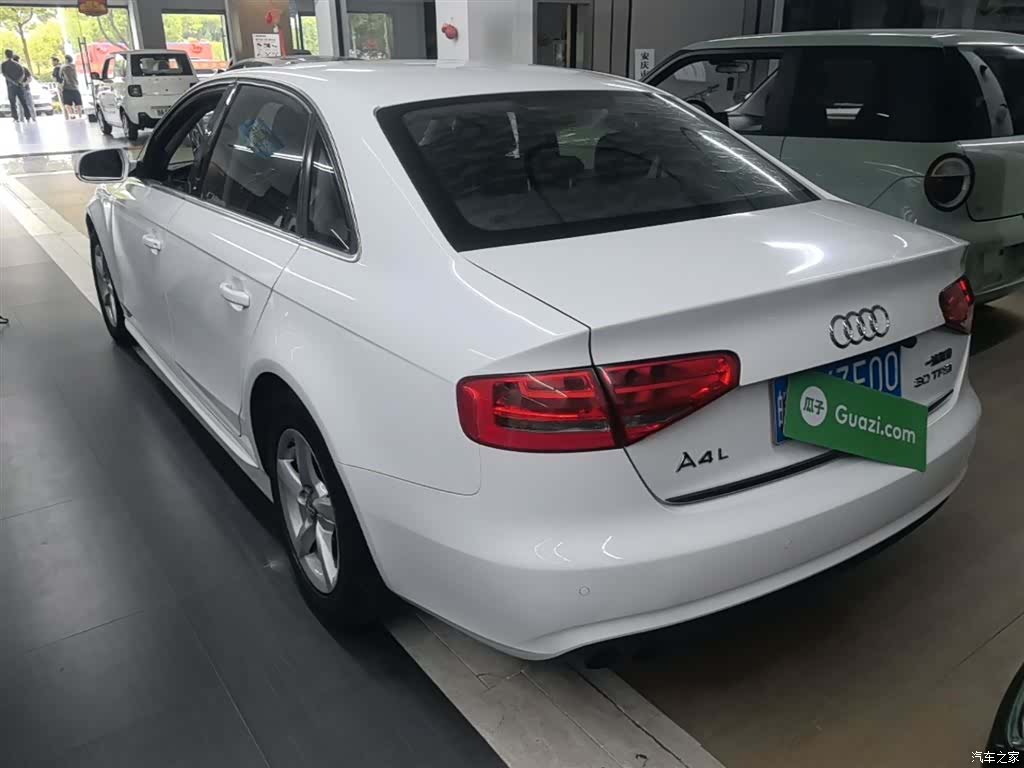 Audi A4L, 2015 все фото