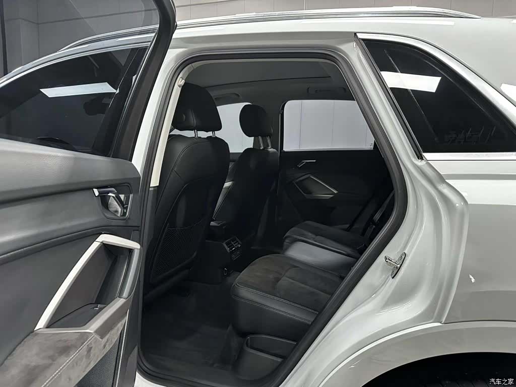 Audi Q3, 2022 15