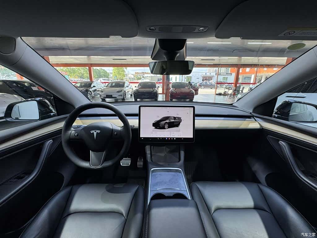 Tesla Model Y, 2022 10