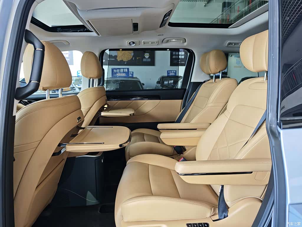 Trumpchi E8, 2024 21
