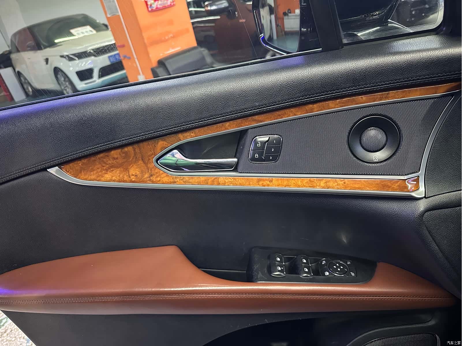 Lincoln MKX, 2016 9