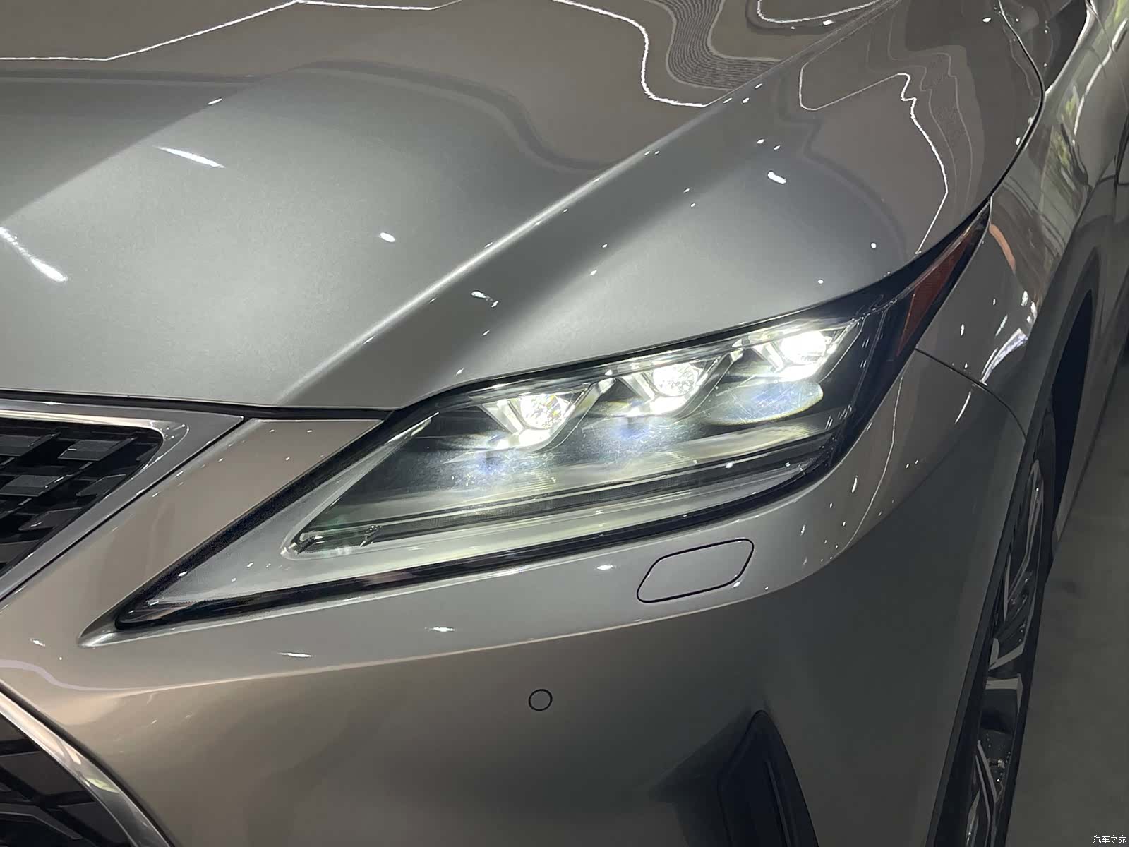 Lexus RX, 2019 11