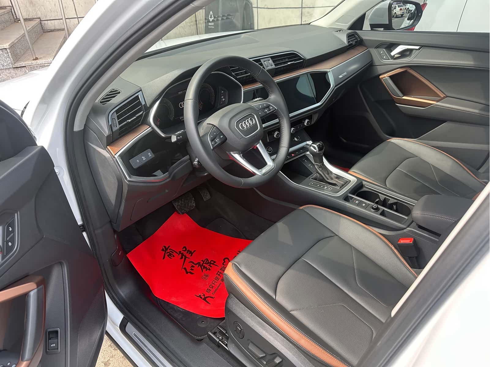 Audi Q3, 2022 9