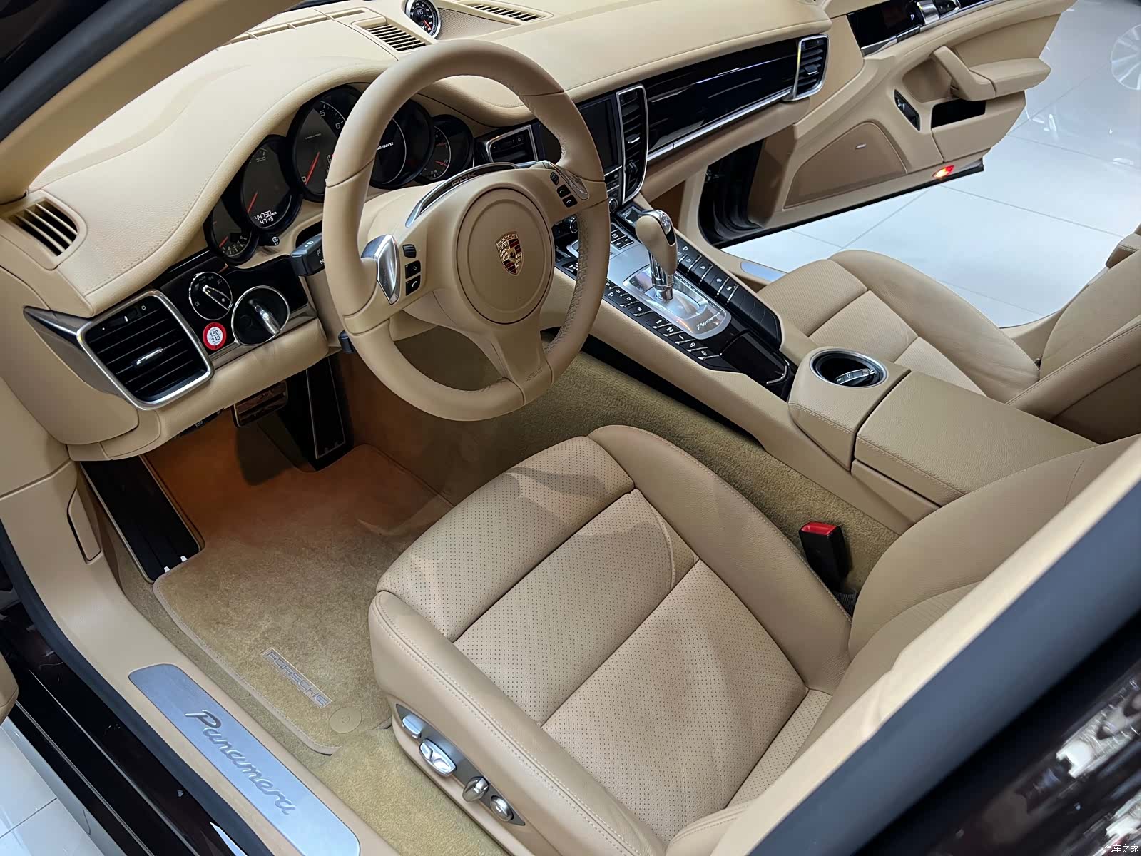 Porsche Panamera, 2014 7