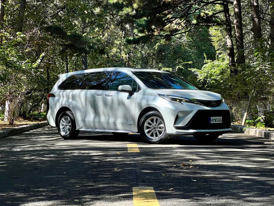 Toyota Granvia 2025, фото 14