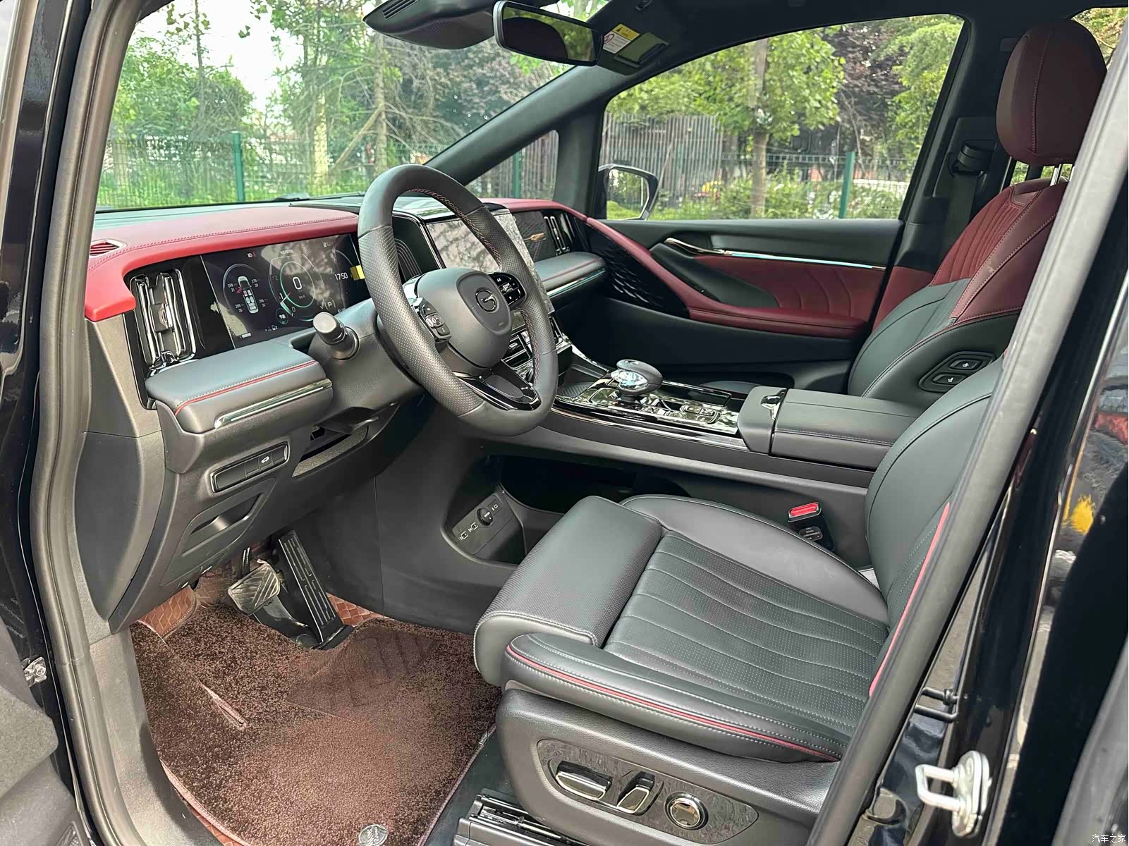 Trumpchi M8, 2025 10