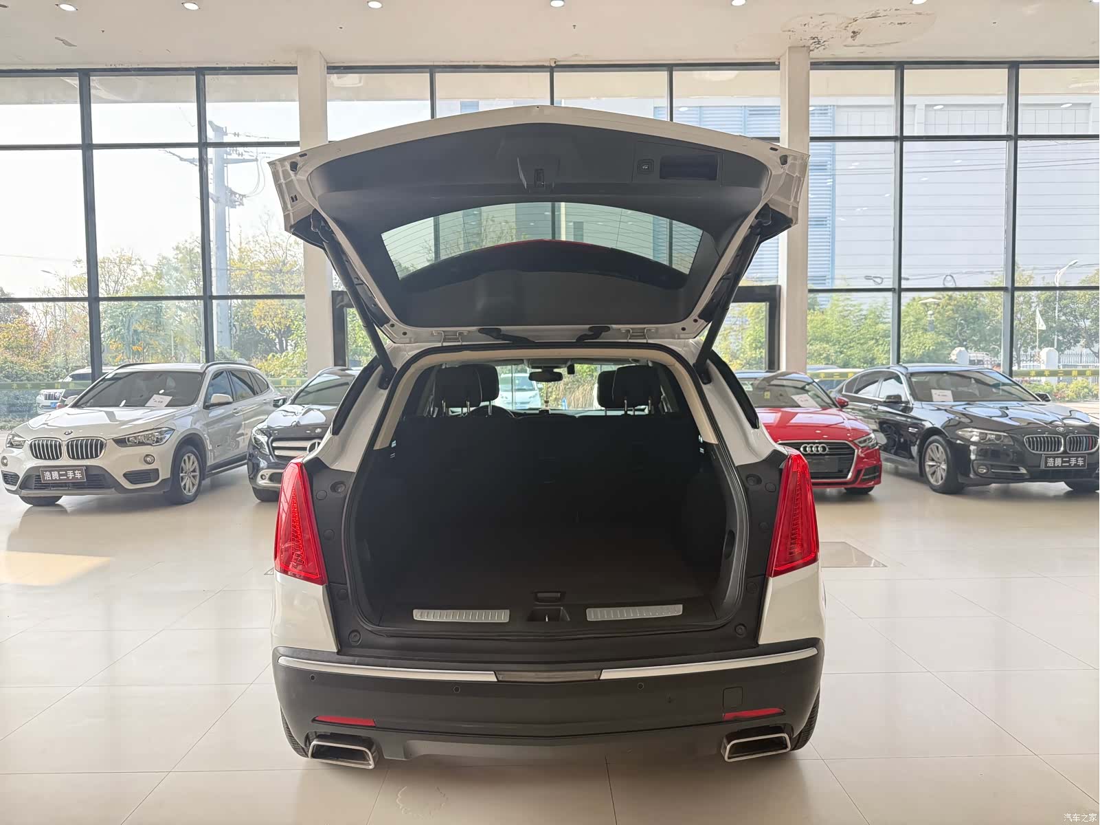 Cadillac XT5, 2016 8