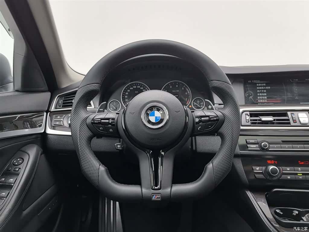 BMW 5 Series, 2013 11