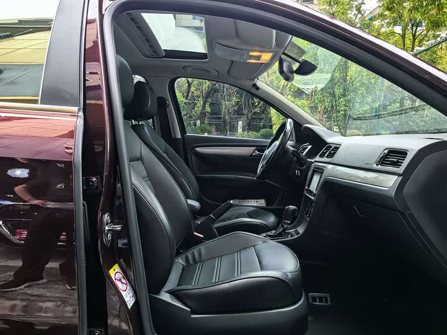 Volkswagen Lavida 2014, фото 15