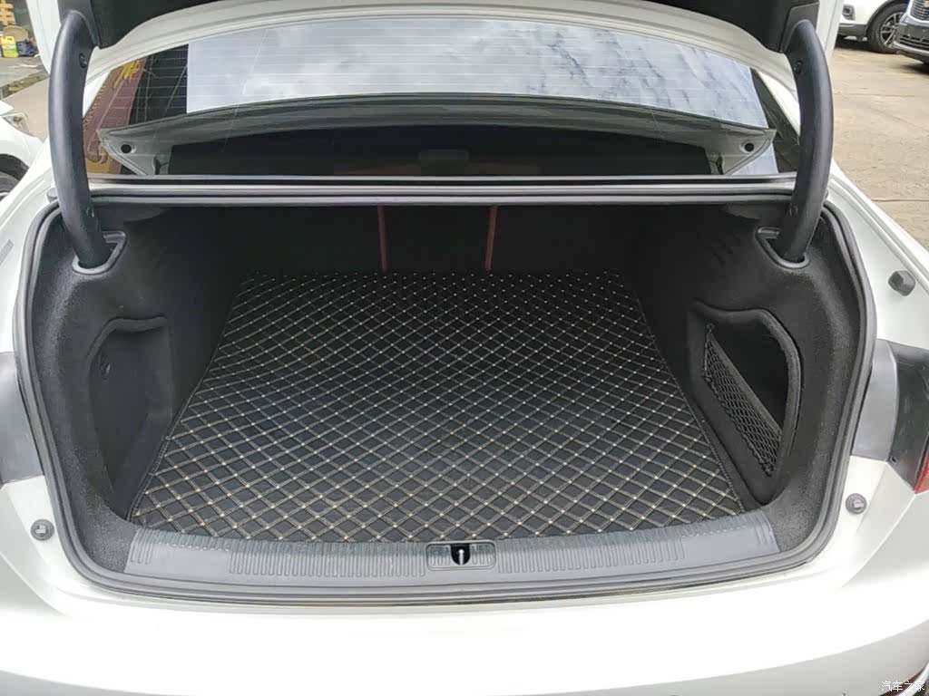 Audi A4L, 2020 19