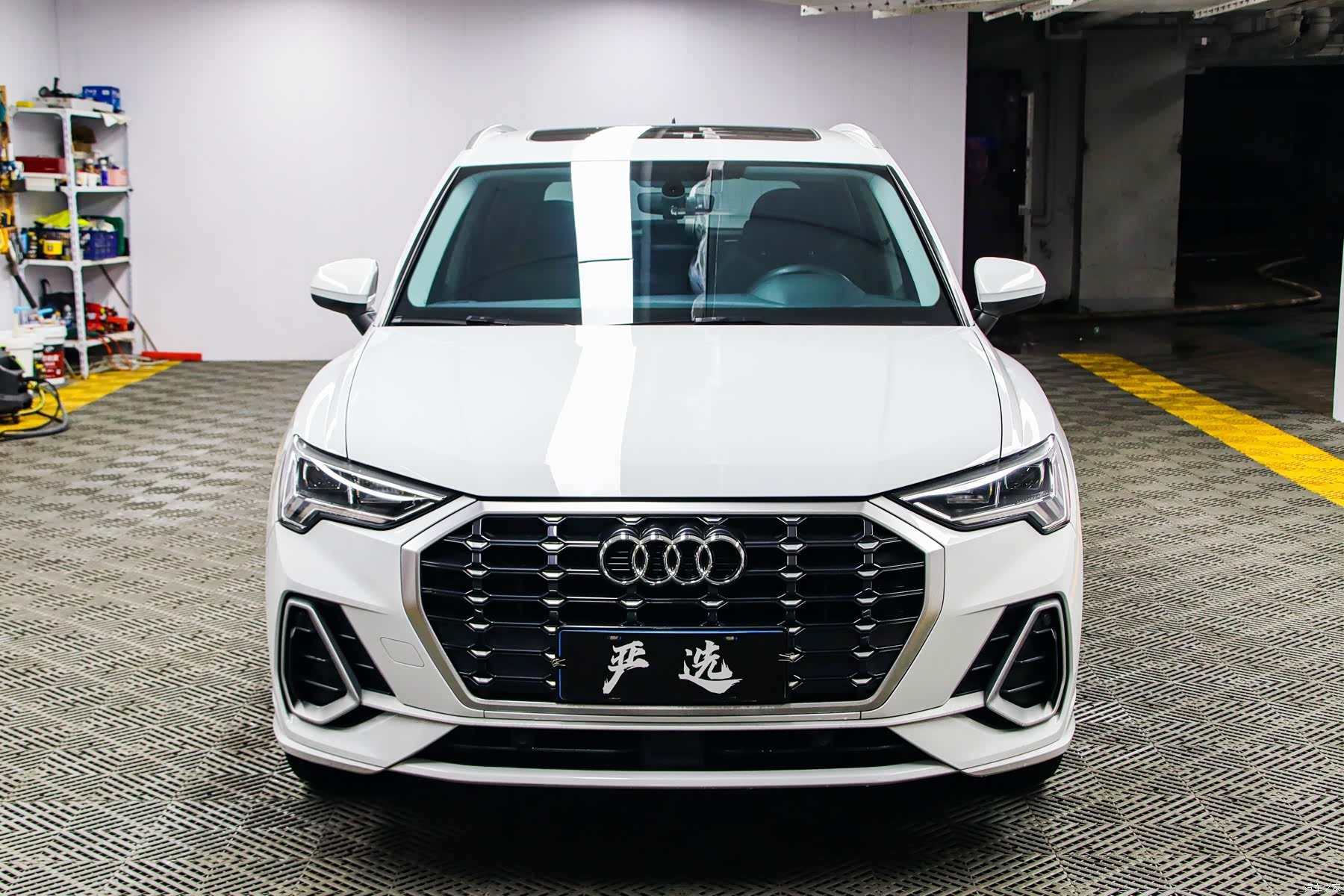 Audi Q3, 2023 2