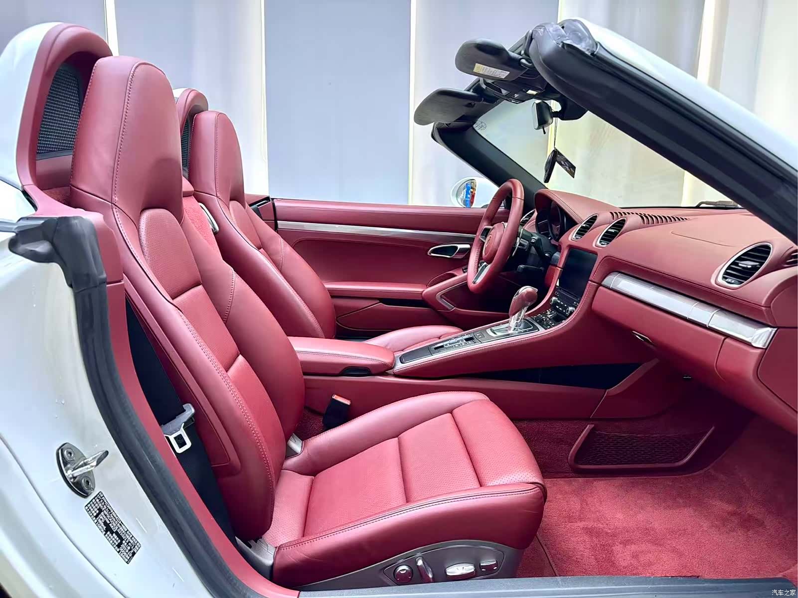 Porsche Boxster, 2020 9