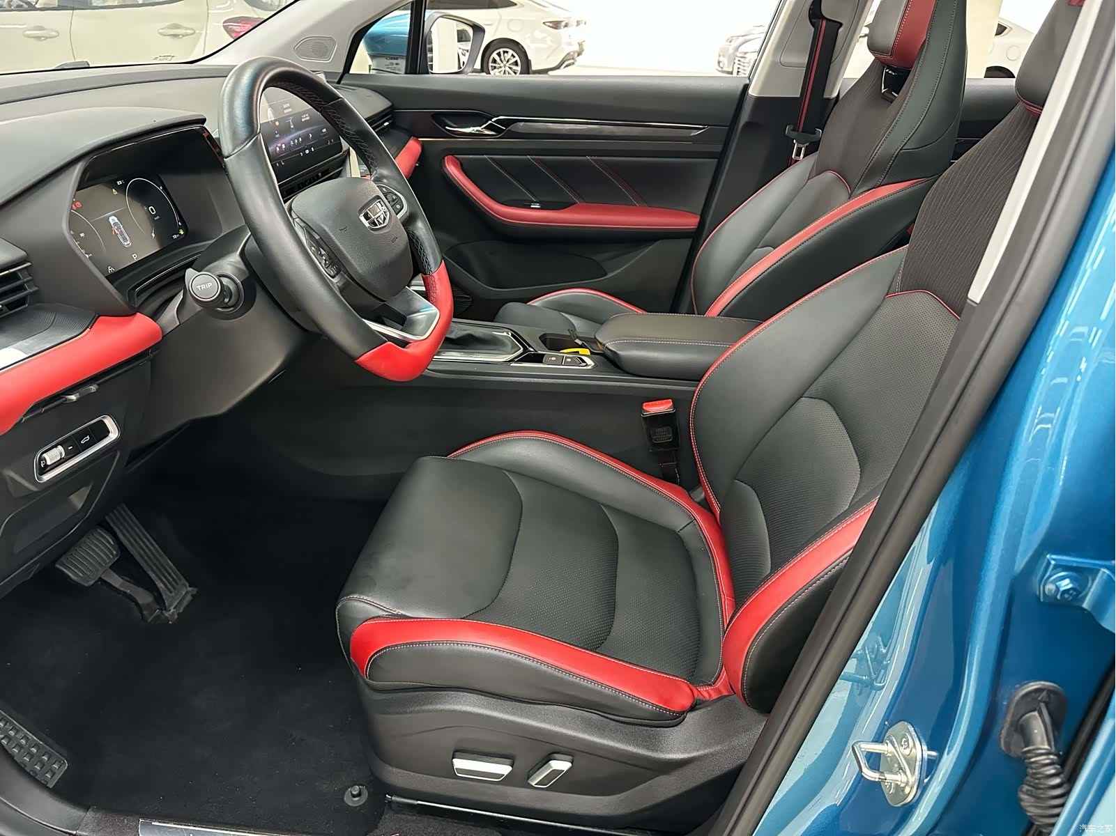 Geely Emgrand, 2022 7