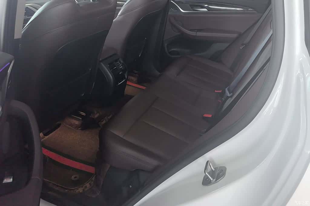 BMW X3, 2019 11