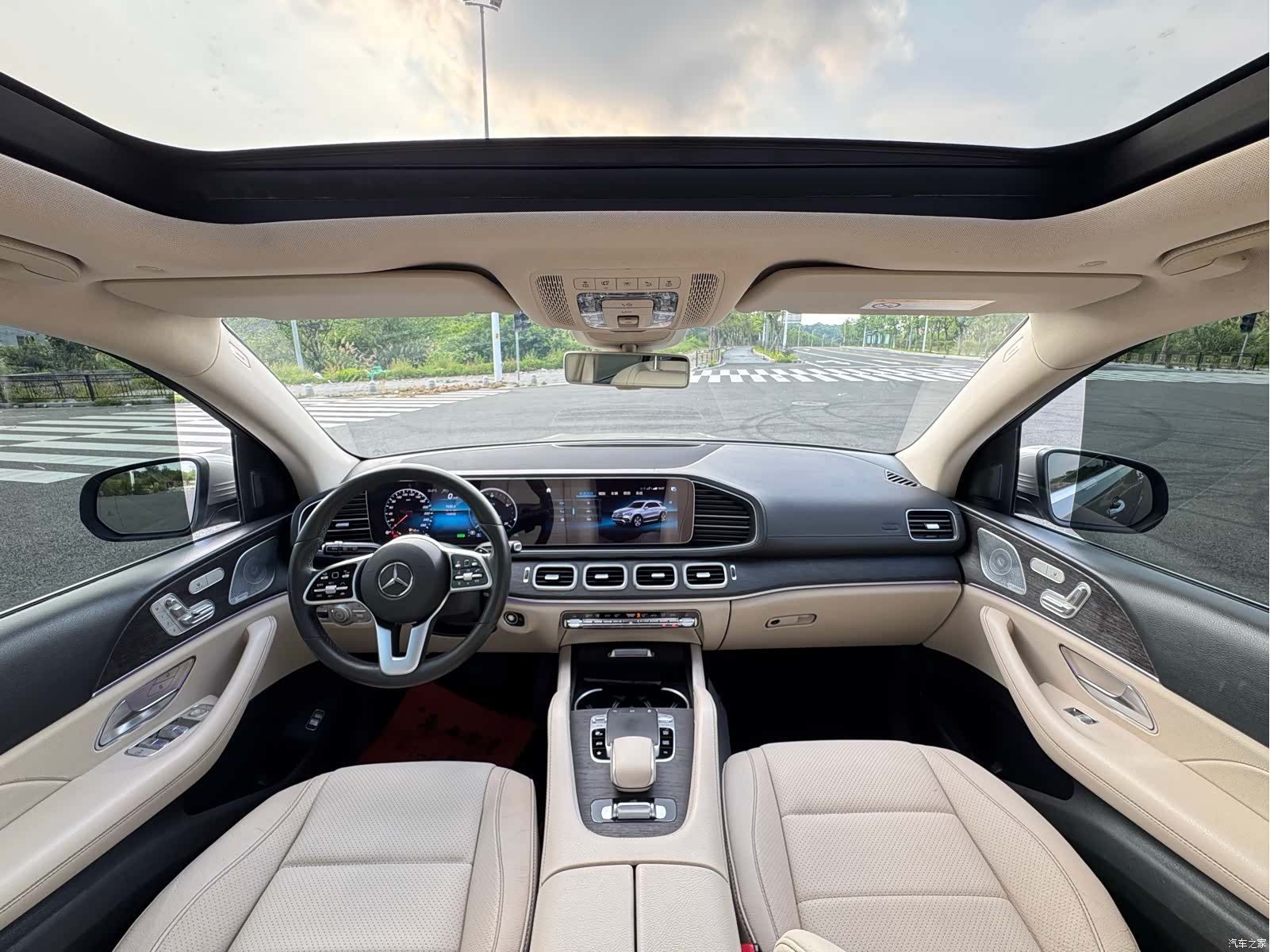 Mercedes-Benz GLE, 2019 10