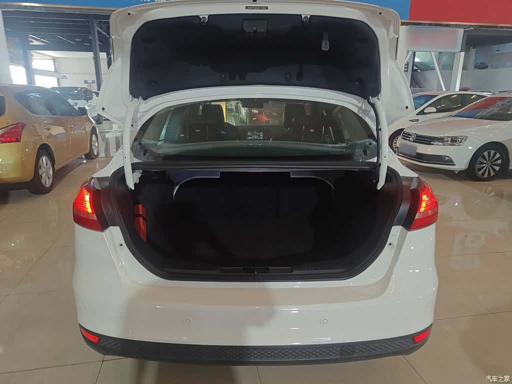Ford Focus, 2017 15
