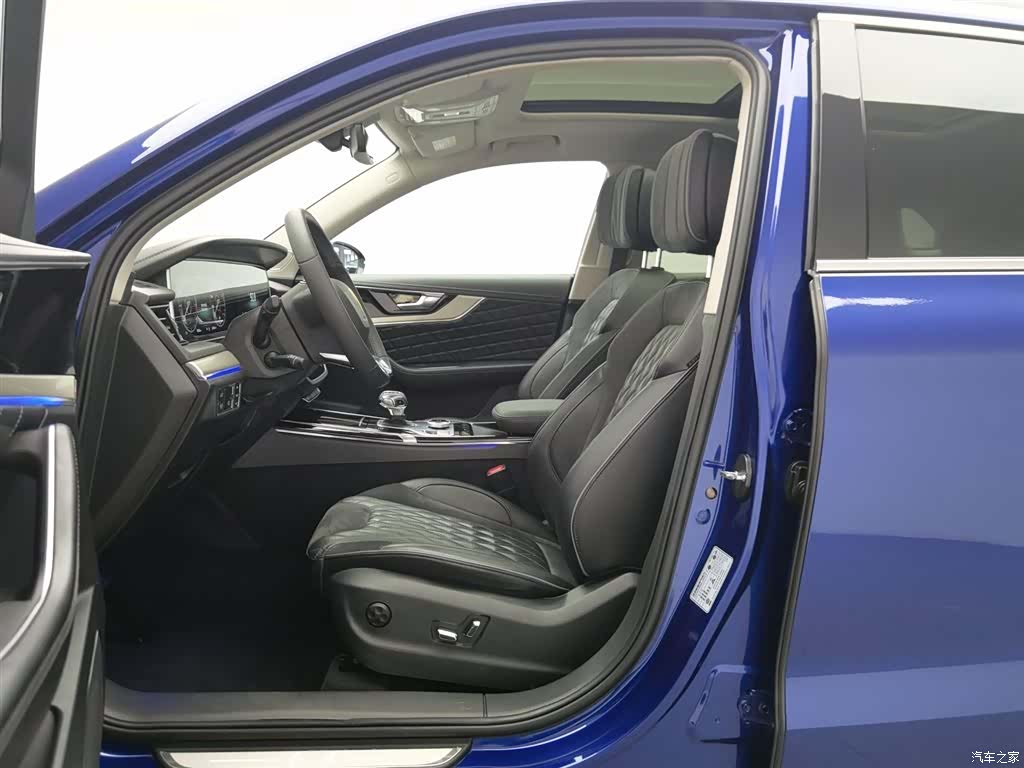 Hongqi HS5, 2019 10