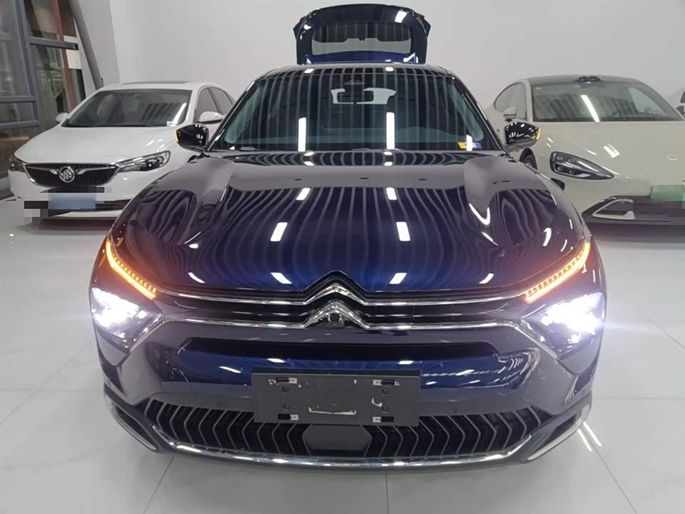 Citroen Versailles C5 X