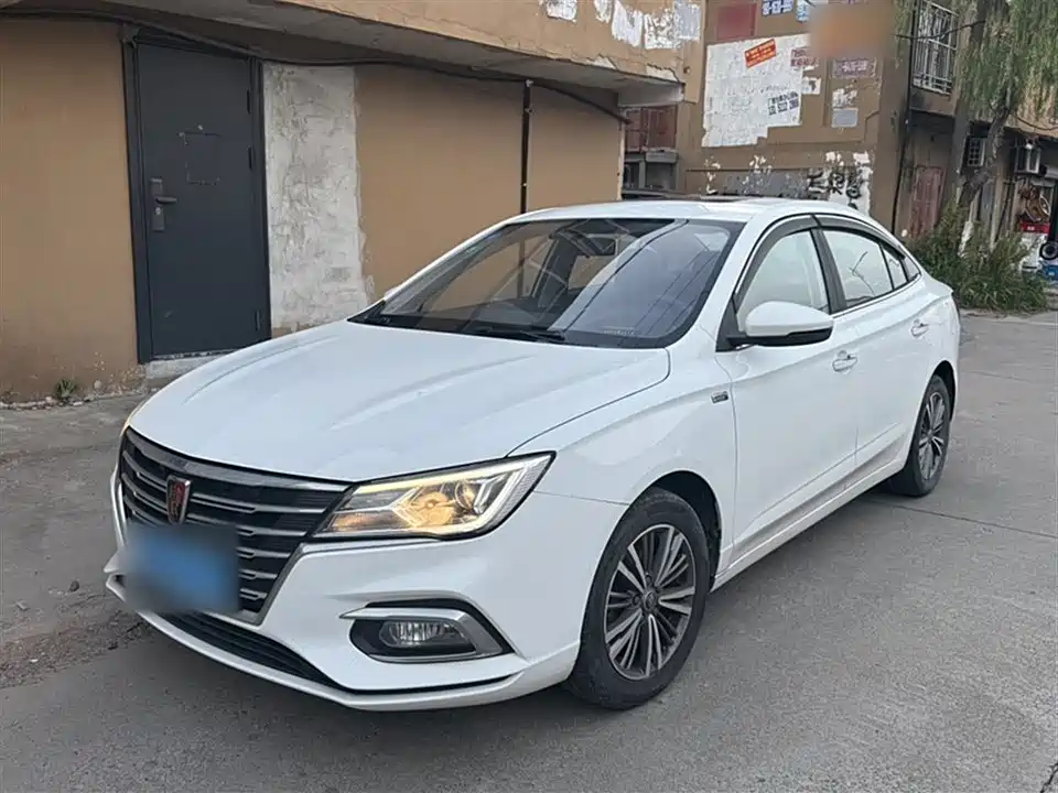 Roewe i5