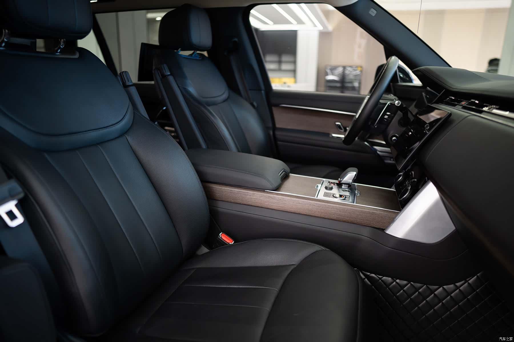 Land Rover Range Rover, 2023 15