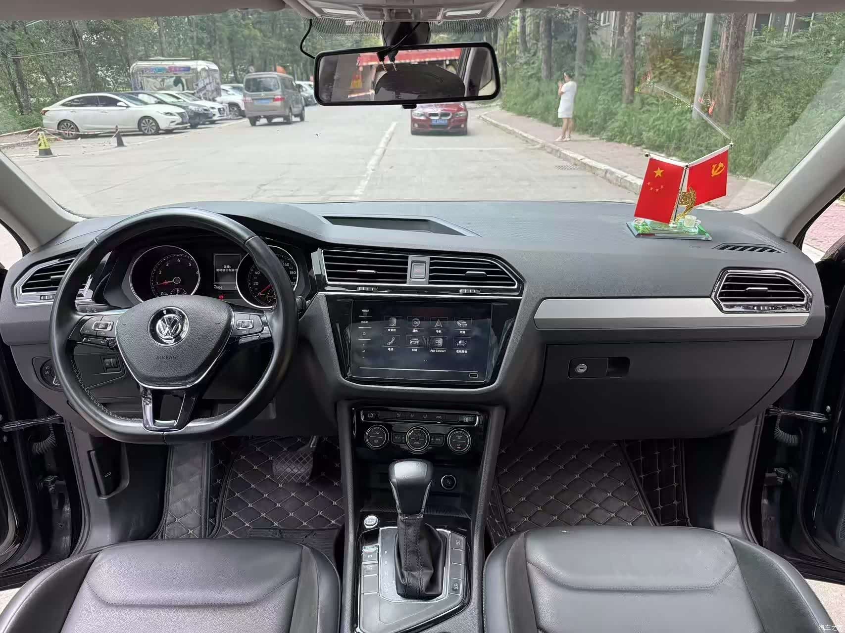 Volkswagen Tiguan L, 2020 4
