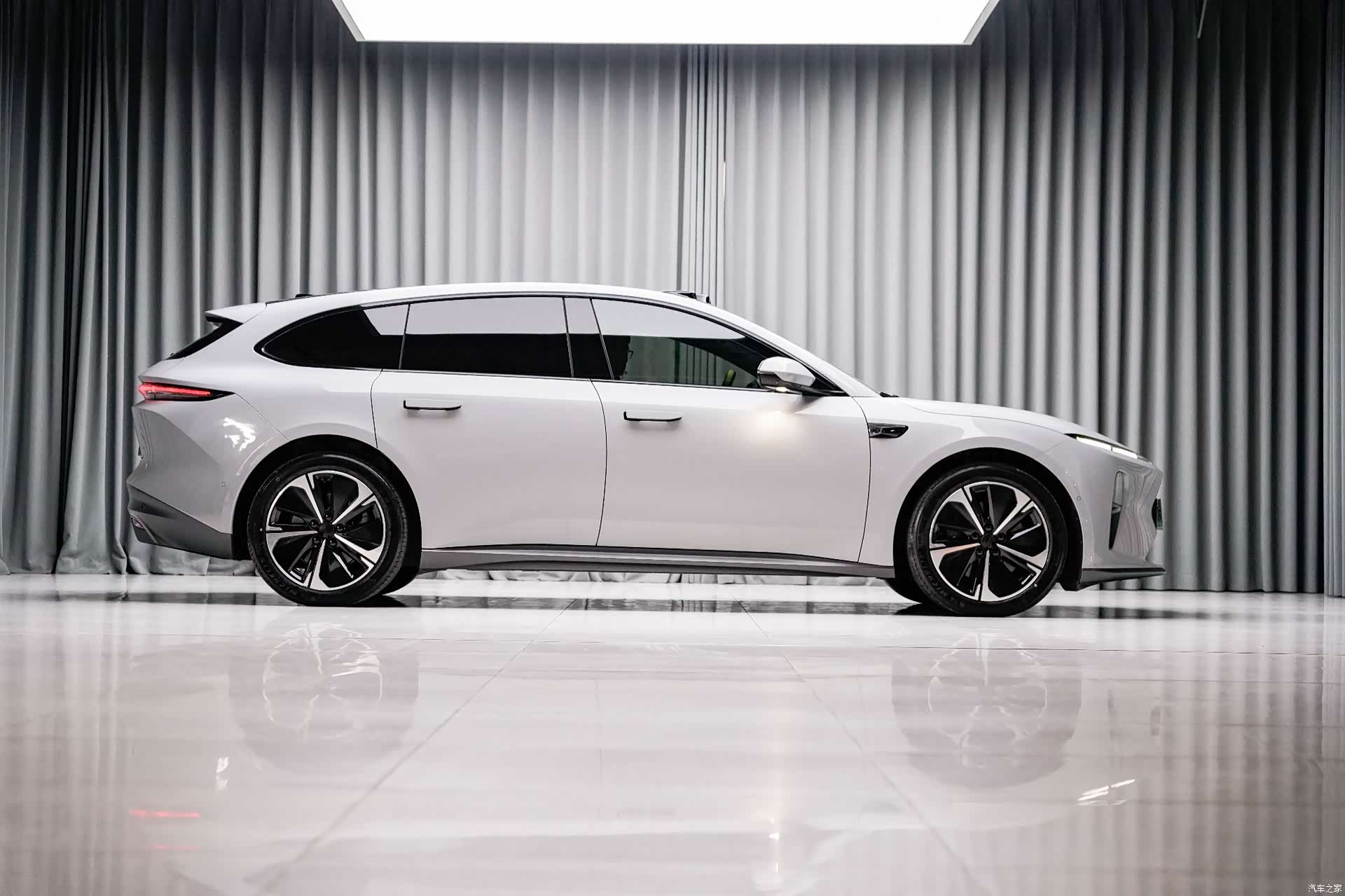 NIO ET5, 2024 3