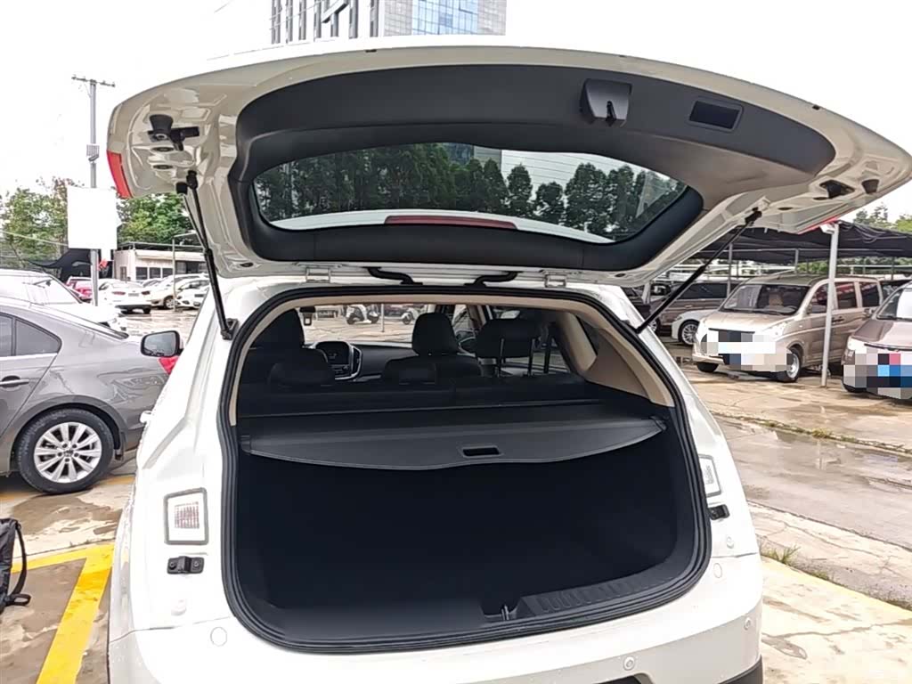Wuling 560, 2016 19