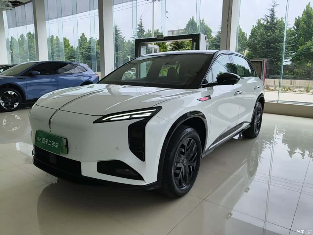 Hongqi 08, 2025 1