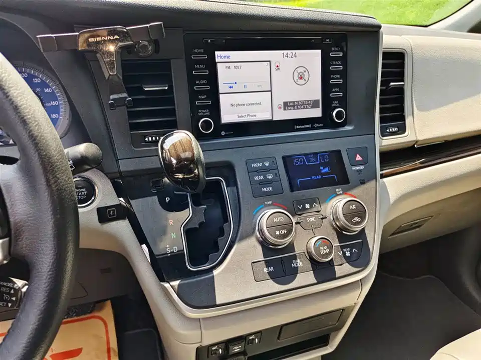 Toyota SIENNA