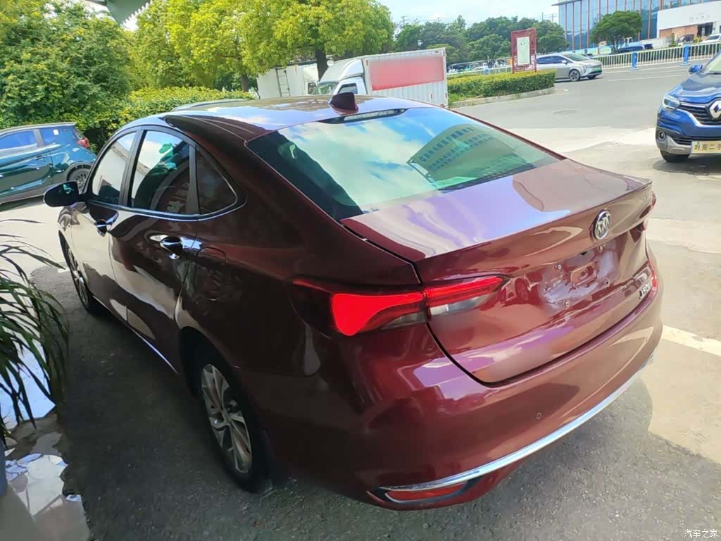 Buick Verano, 2022 все фото
