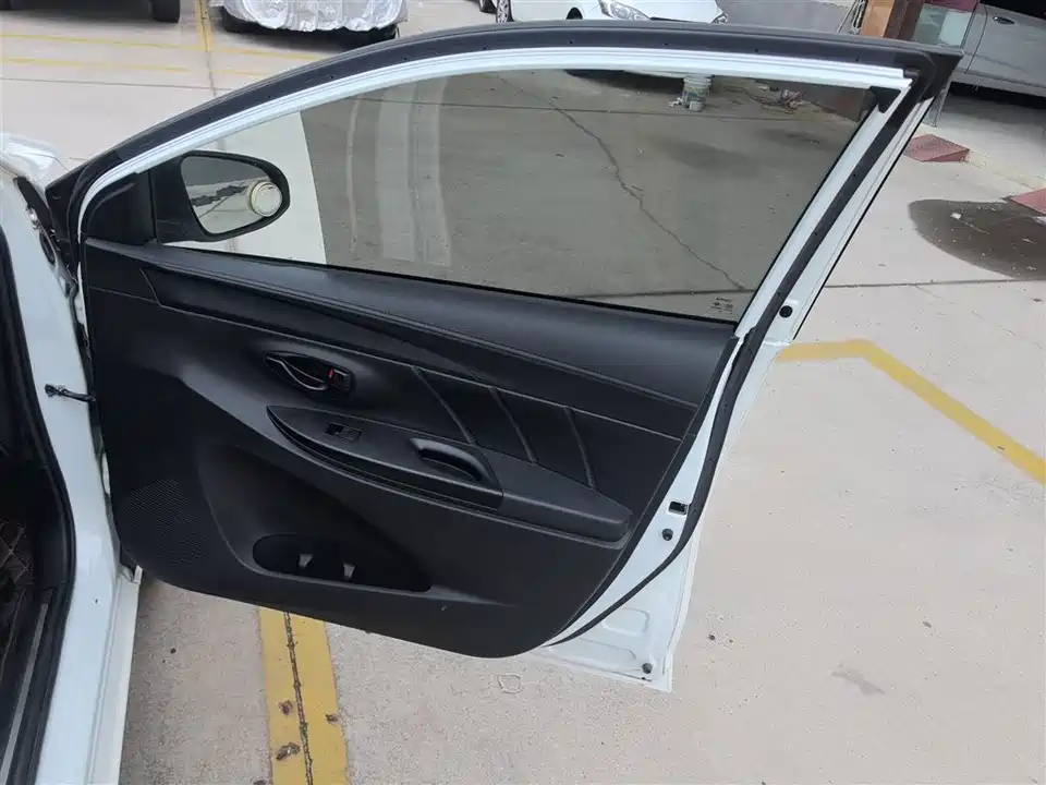 Toyota YARiS L Zhixuan