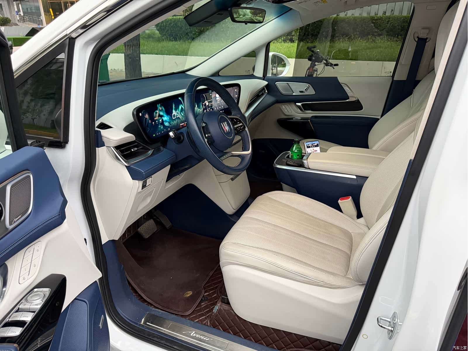 Buick Century, 2023 4