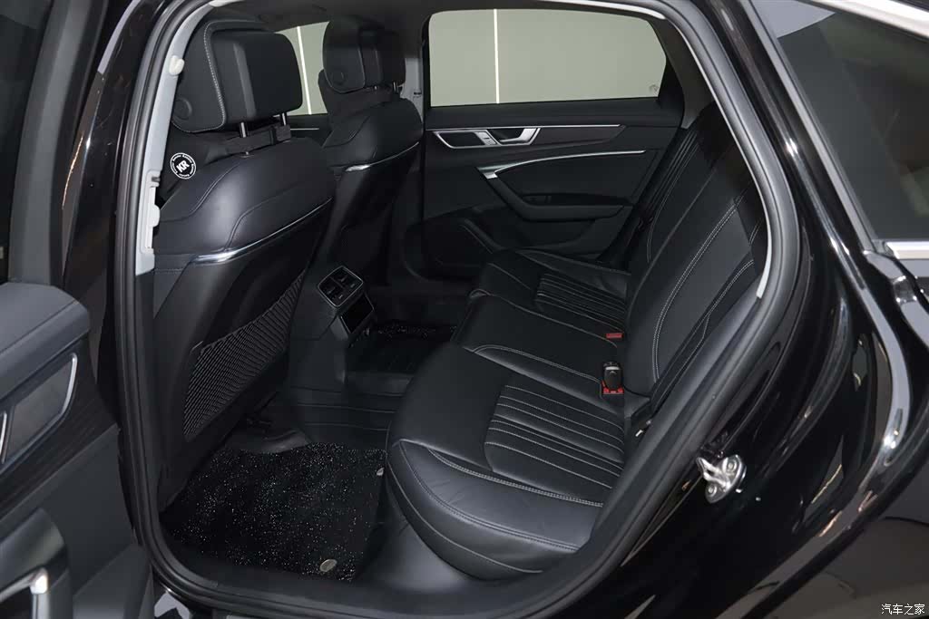Audi A6L, 2024 23