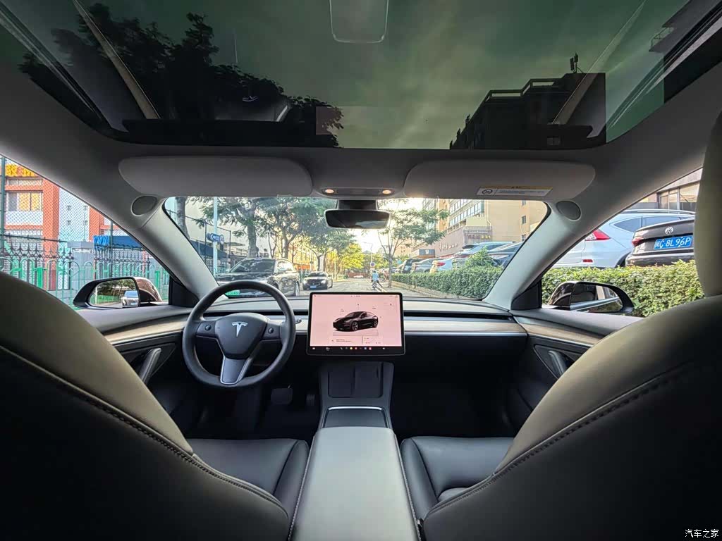 Tesla Model 3, 2022 6