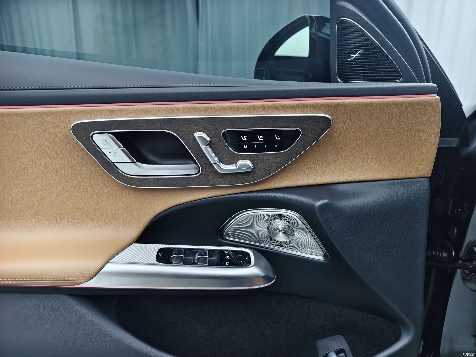 Mercedes-Benz E-Class, 2025 все фото