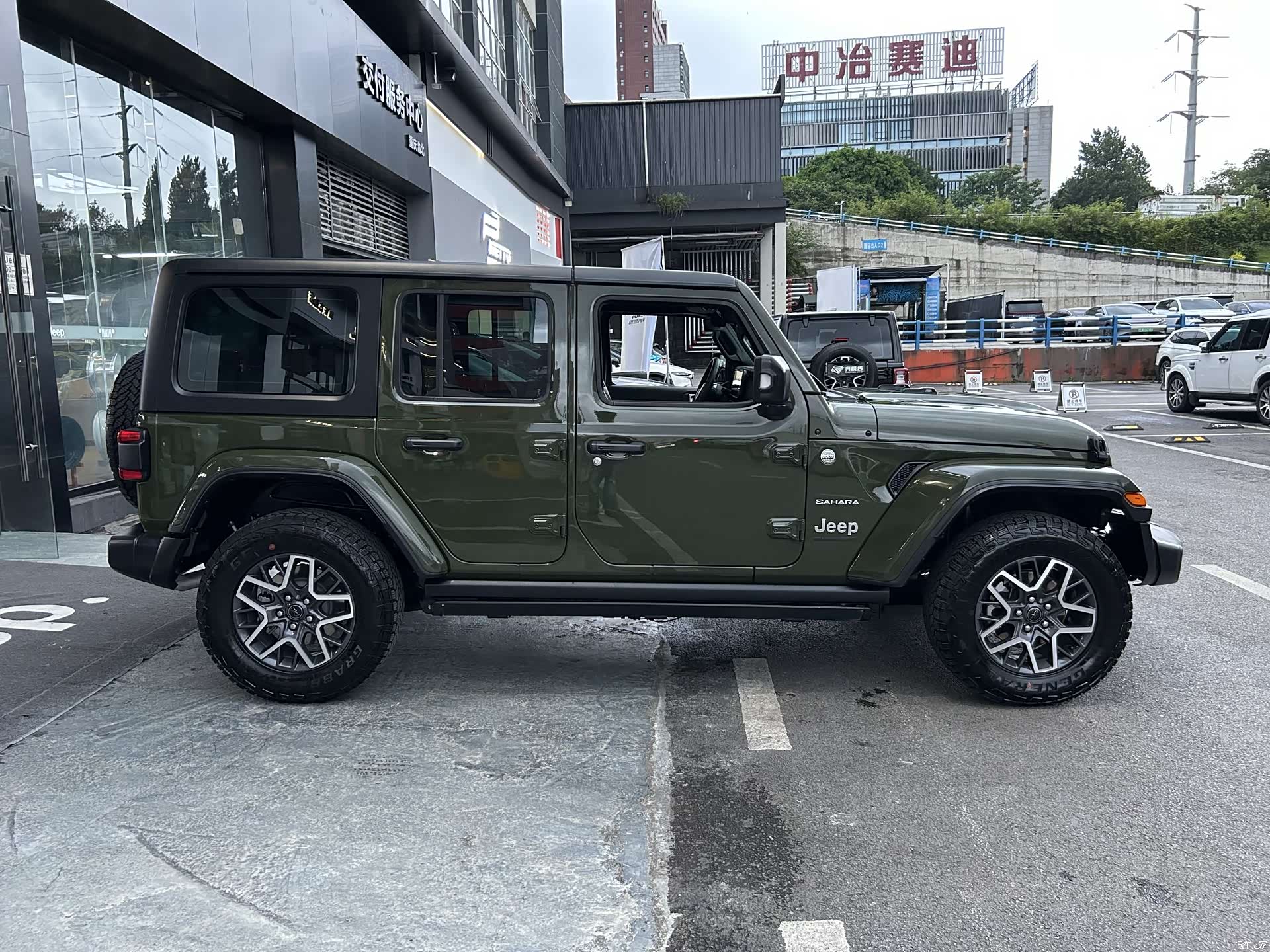 Jeep Wrangler, 2024 16
