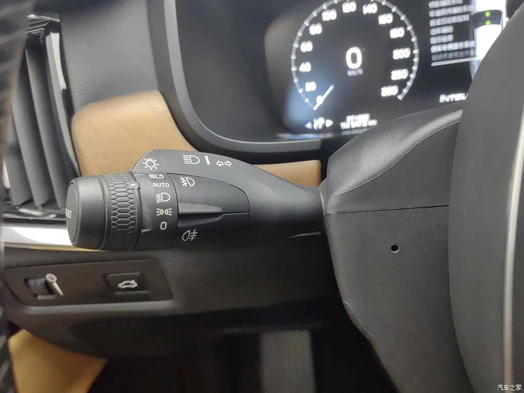 Volvo S90, 2017 21