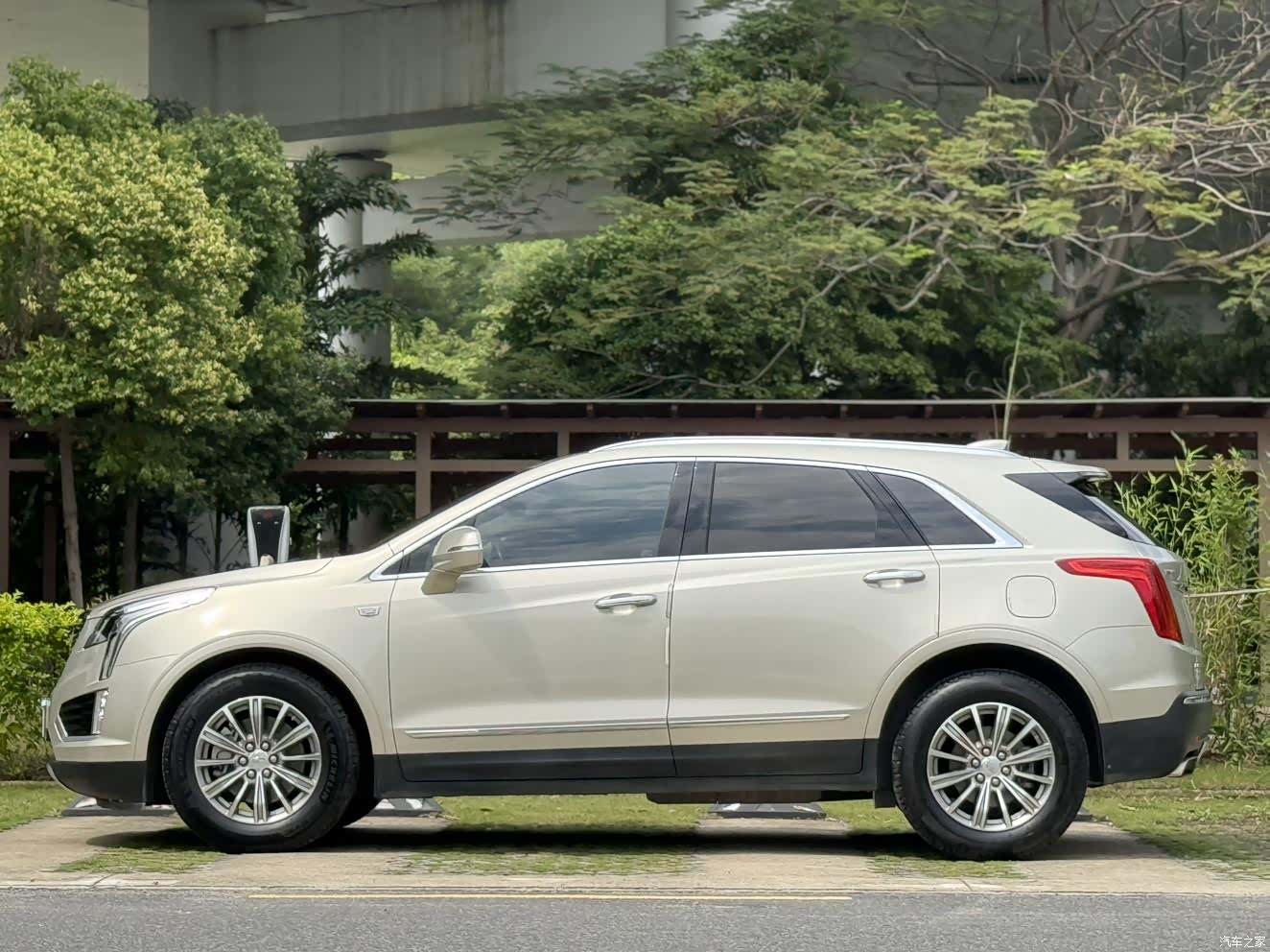 Cadillac XT5, 2017 7