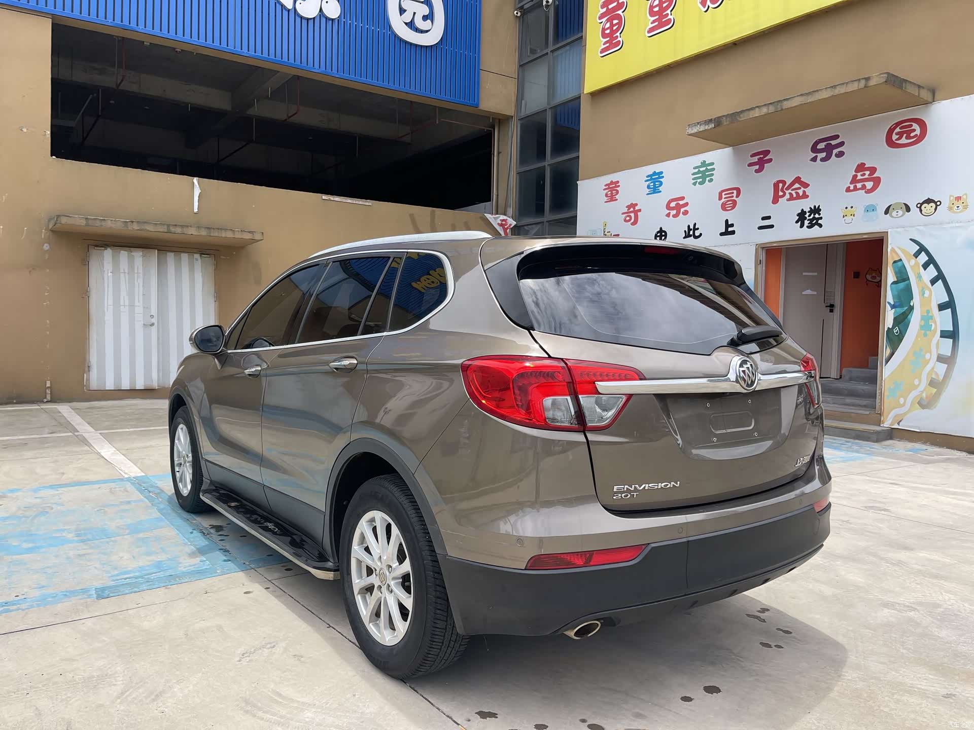 Buick Envision Plus, 2017 6
