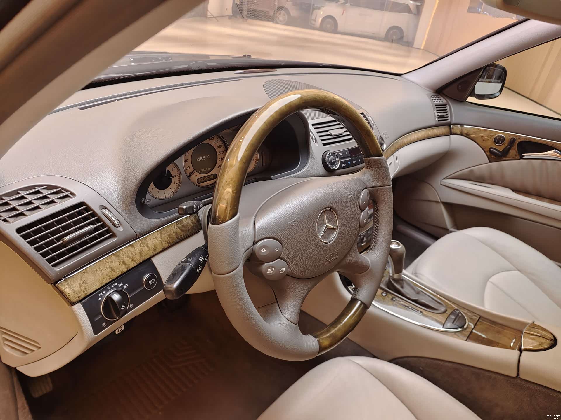 Mercedes-Benz E-Class, 2008 15