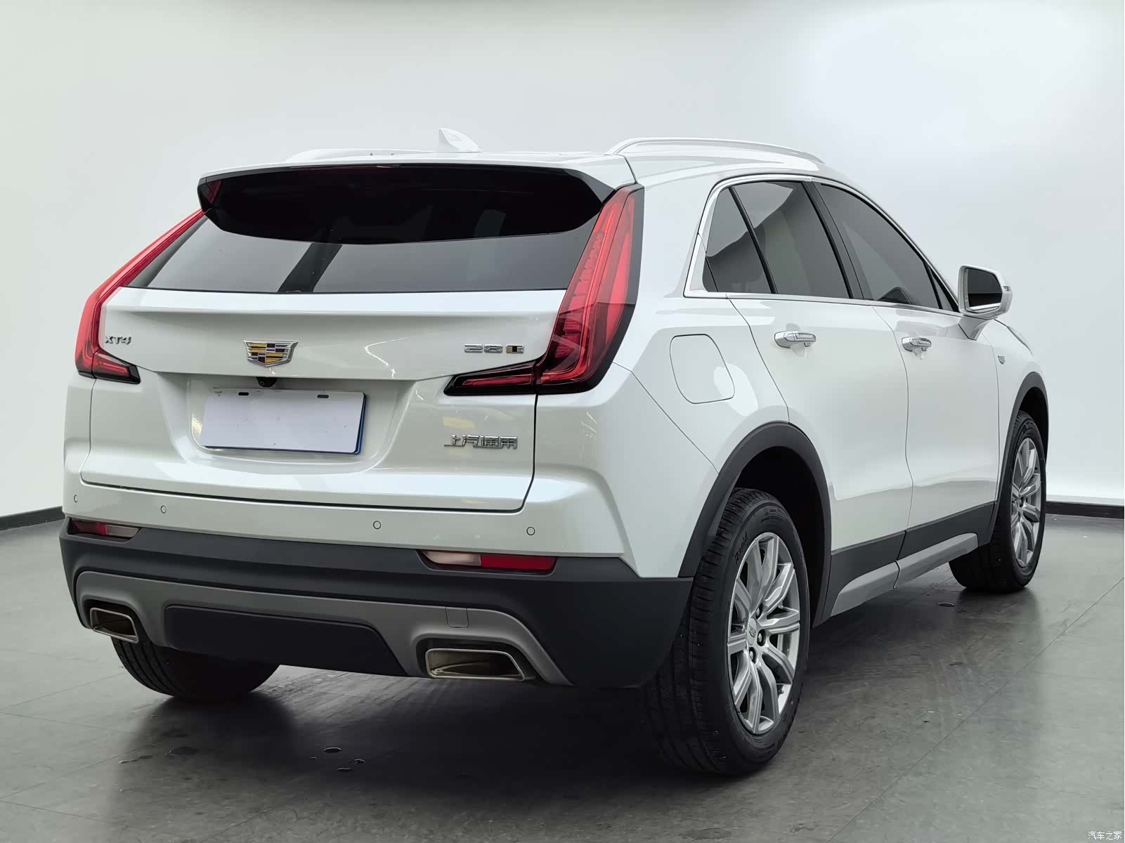 Cadillac XT4, 2019 4
