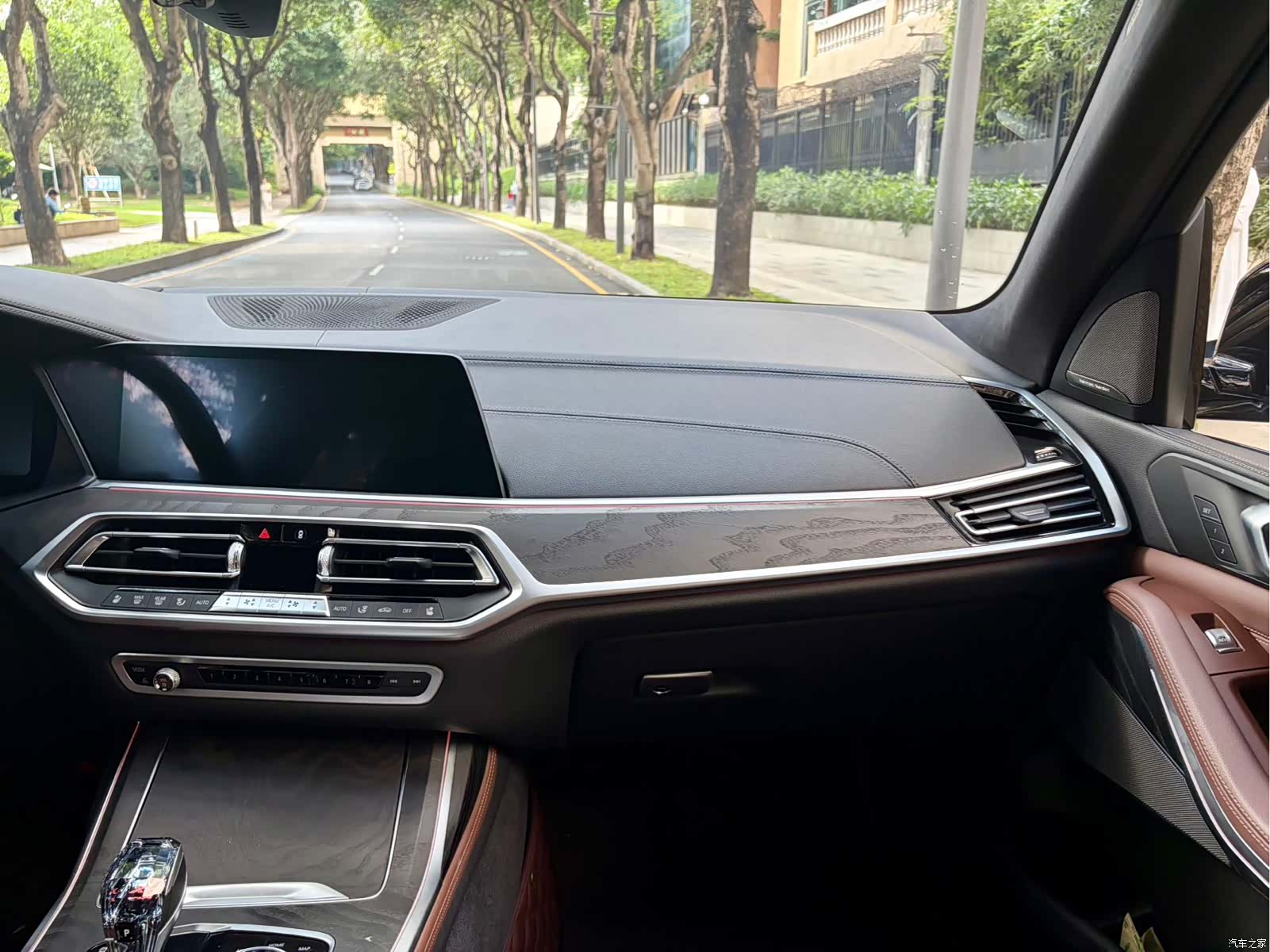 BMW X7, 2019 9