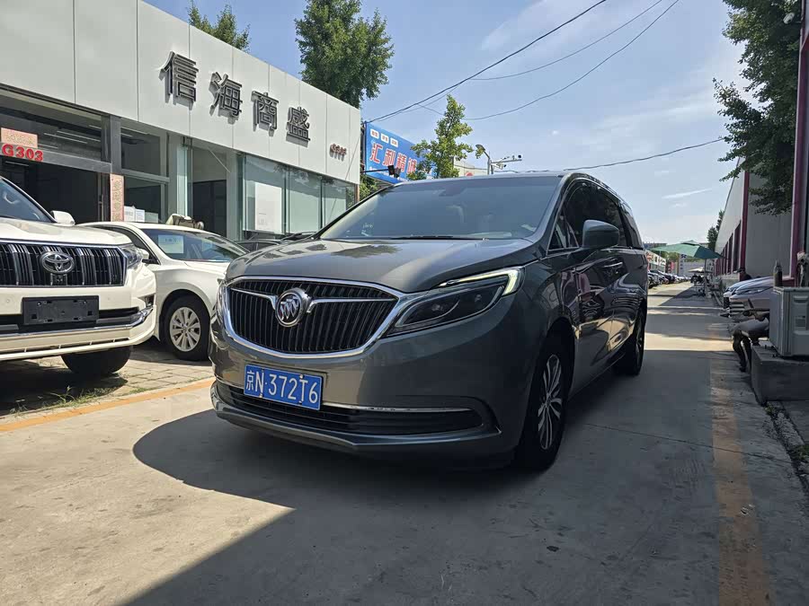 Buick GL8 2018, фото 1