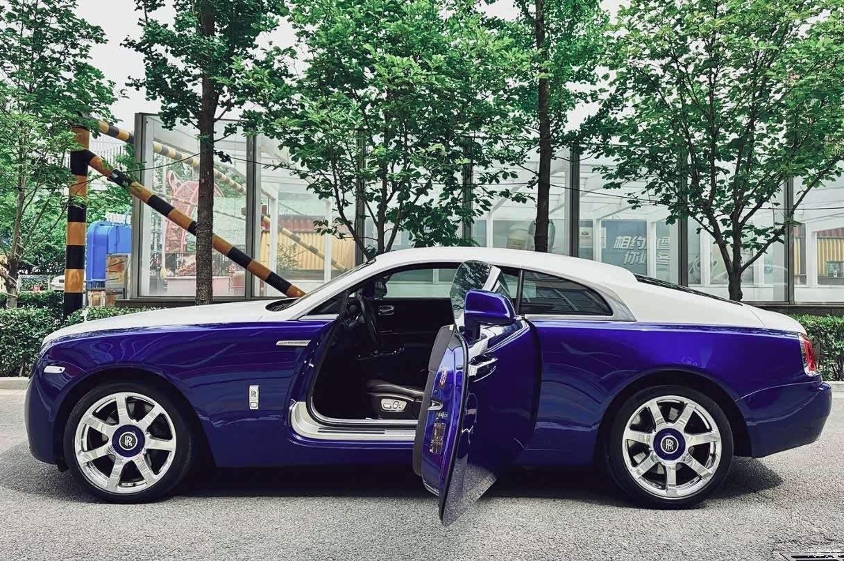 Rolls-Royce Wraith, 2017 6